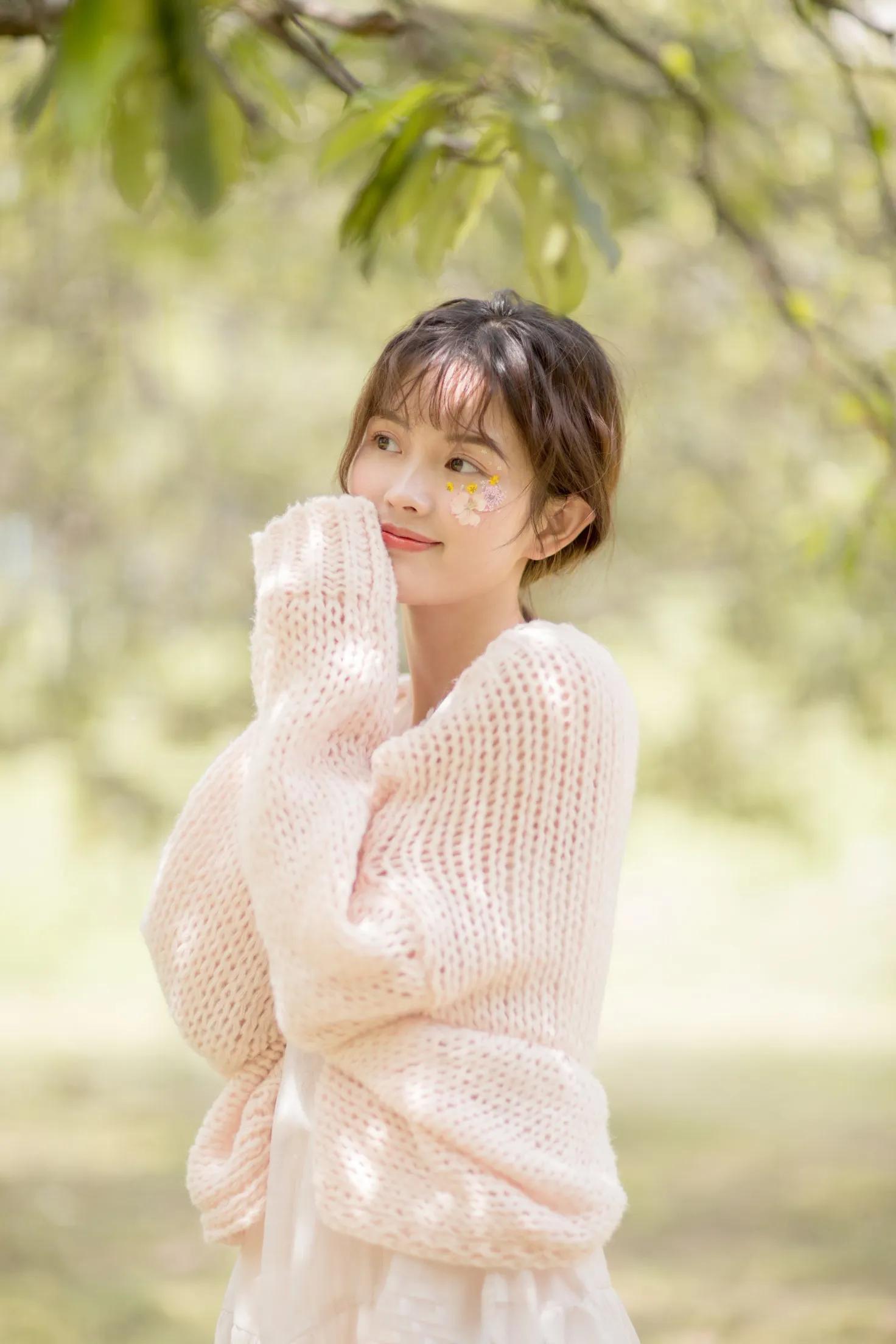 最新短发美女图片大全，时尚潮流的短发造型展现魅力风采